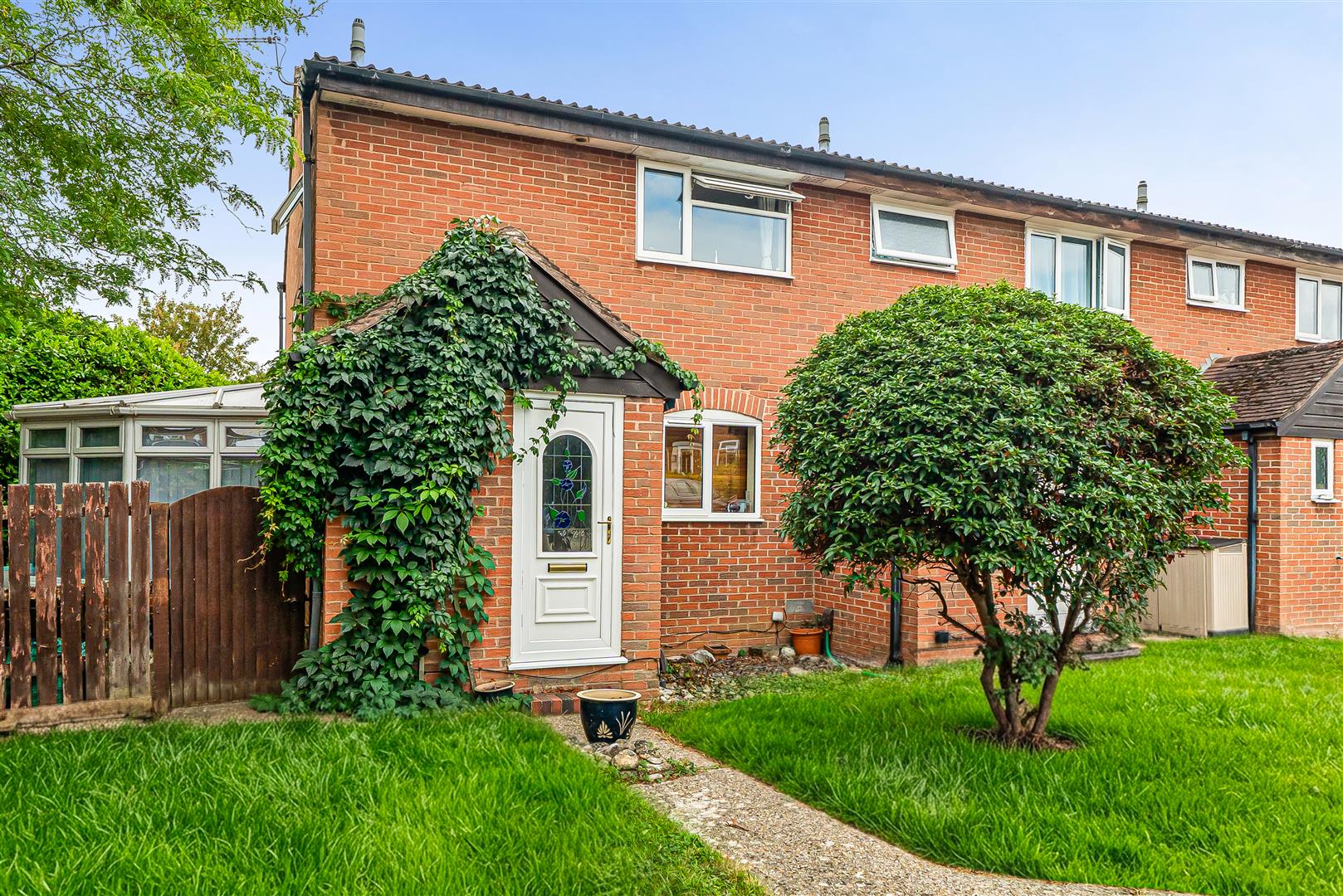 Fleet Close, Wokingham, Berkshire, RG41 3UE