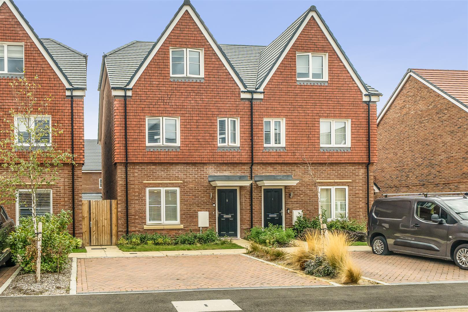 Beaufort Park, Wokingham, Berkshire, RG40 3GJ