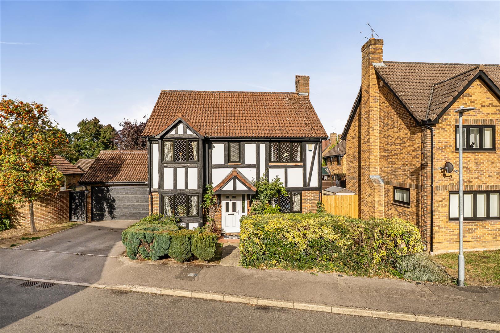 Woodward Close, Winnersh, Berkshire, RG41 5NW