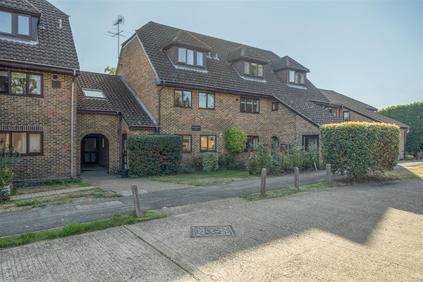 Shaftesbury Court, Wiltshire Drive, Wokingham, Berkshire, RG40 1TZ