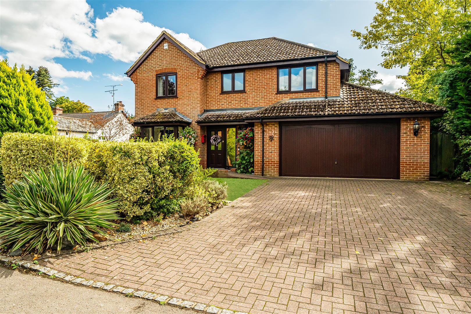 Longmoor Close, Finchampstead, Berkshire, RG40 4DZ