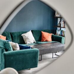 Thumbnail Image 4