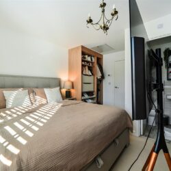 Thumbnail Image 11