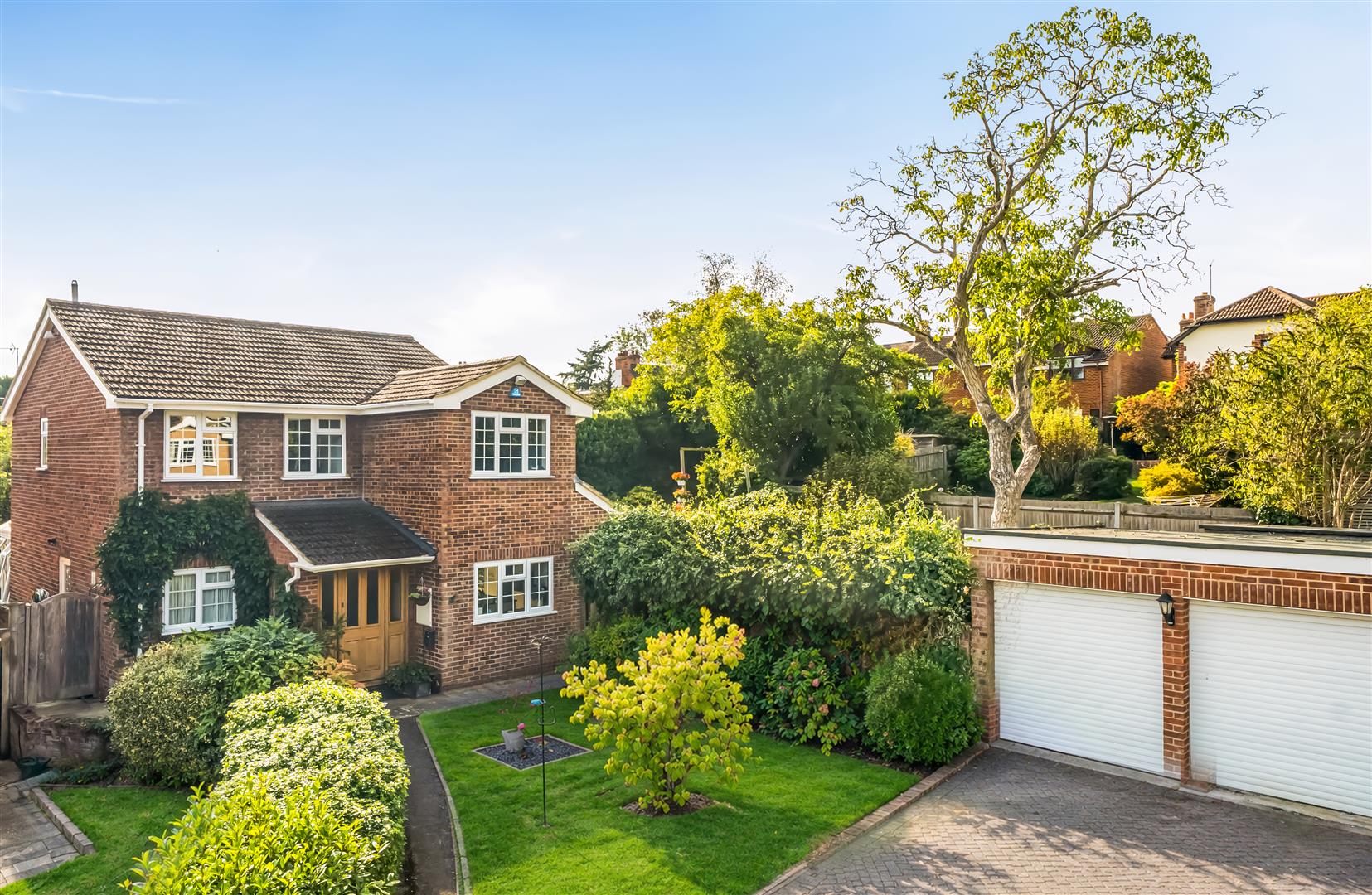 Minchin Green, Binfield, Berkshire, RG42 5JW