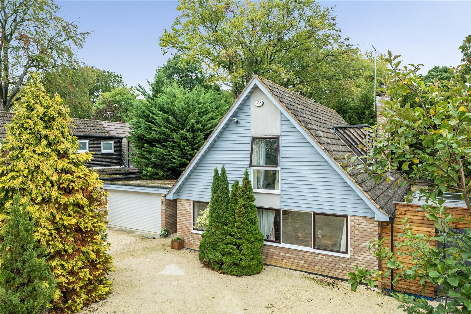 Luckley Wood Wokingham, Berkshire, RG41 2EW