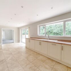 Heathermount Drive, Crowthorne, Berkshire, RG45 6HJ