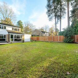 The Chase, Crowthorne, Berkshire, RG45 6HT