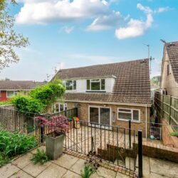 Allendale Close, Sandhurst, Berkshire, GU47 8NJ