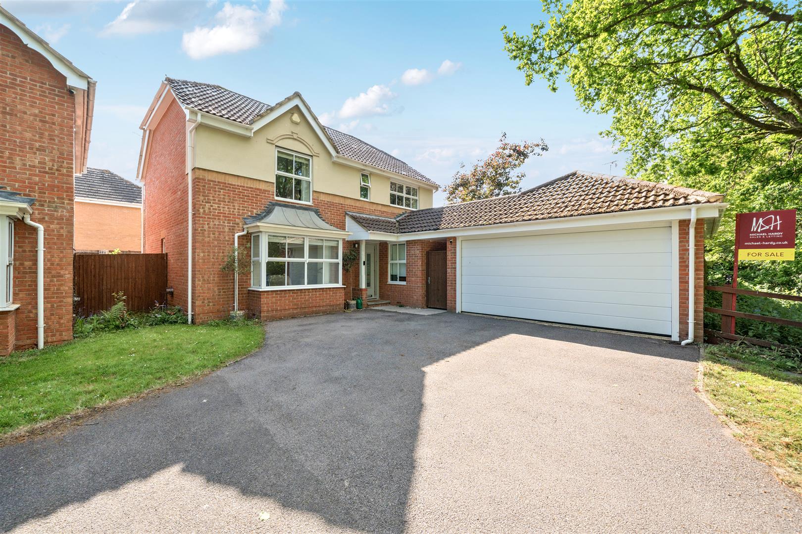 Babbage Way, Bracknell, Berkshire, RG12 7GN
