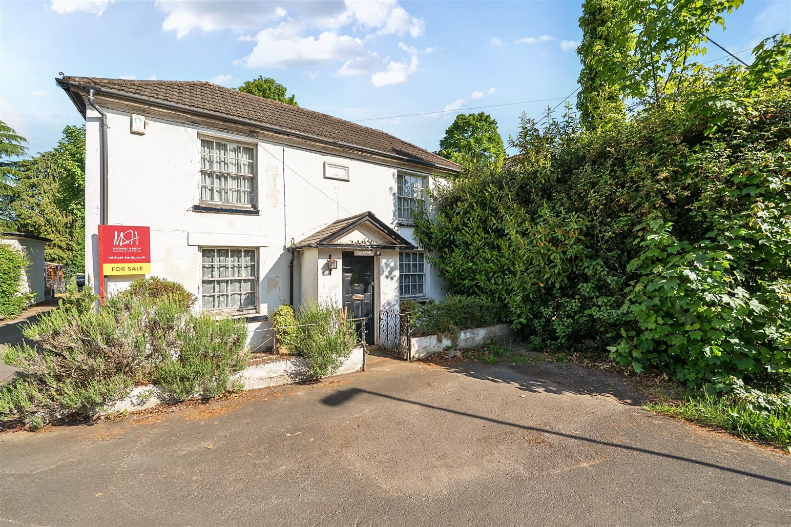 High Street, Little Sandhurst, Berkshire, GU47 8LQ