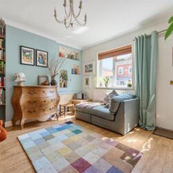 High Street, Crowthorne, Berkshire, RG45 7AZ