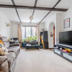Marigold Close, Crowthorne, Berkshire, RG45 6TY
