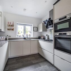 Stirling Close, Crowthorne, Berkshire, RG45 6JF