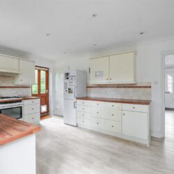 Gibbons Close, Sandhurst, Berkshire, GU47 9BB