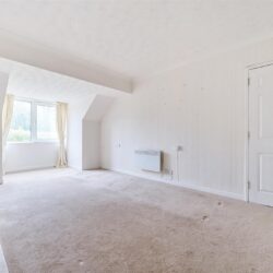 Thumbnail Image 4
