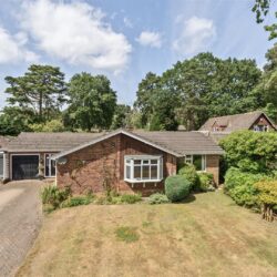 Parkway Crowthorne, Berkshire, RG45 6ER