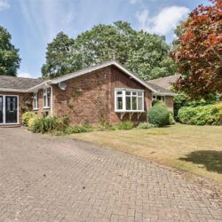 Parkway Crowthorne, Berkshire, RG45 6ER