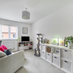 Stirling Close Crowthorne, Berkshire, RG45 6JF
