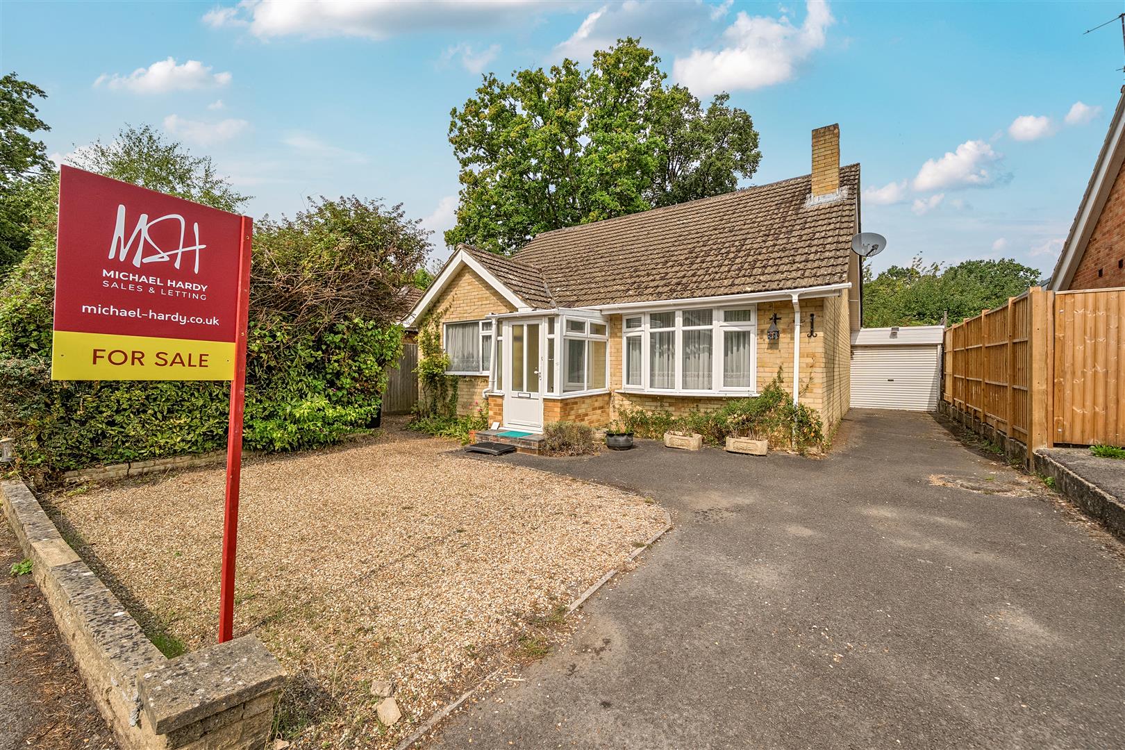 Greenwood Road, Crowthorne, Berkshire RG45 6JT