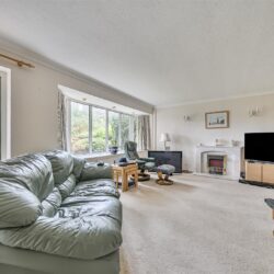 Wulwyn Side, Linkway, Crowthorne, Berkshire, RG45 6ES