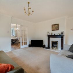Parkway, Crowthorne, Berkshire, RG45 6EN