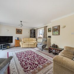 Frensham Road, Crowthorne, Berkshire, RG45 6QH