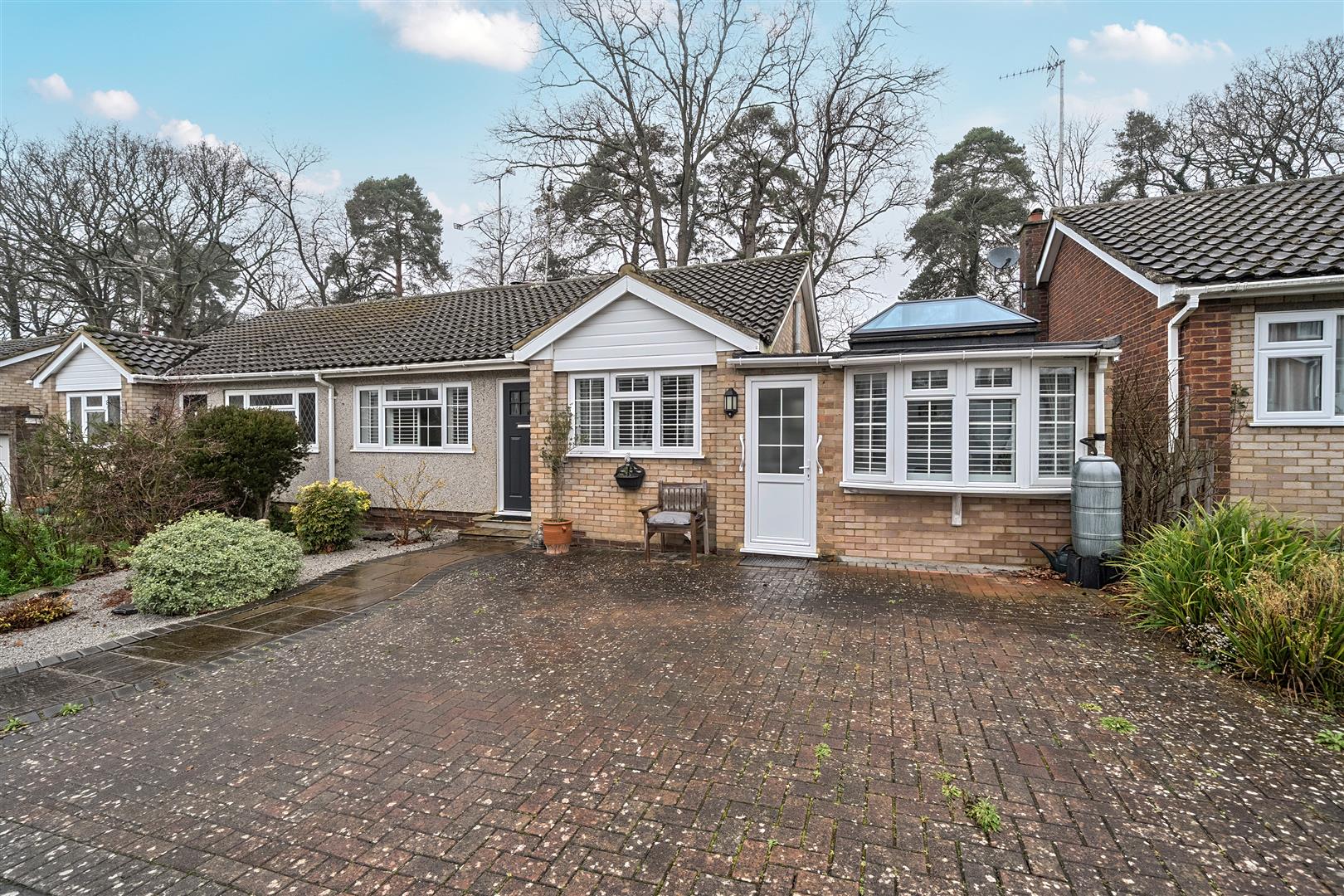 Pensford Close, Crowthorne, Berkshire, RG45 6QR