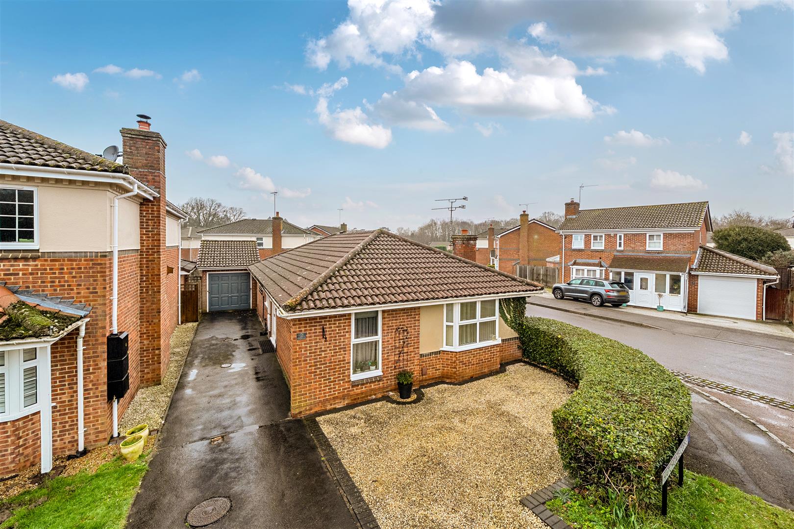 Hatchgate Copse Bracknell, Berkshire, RG12 8GG