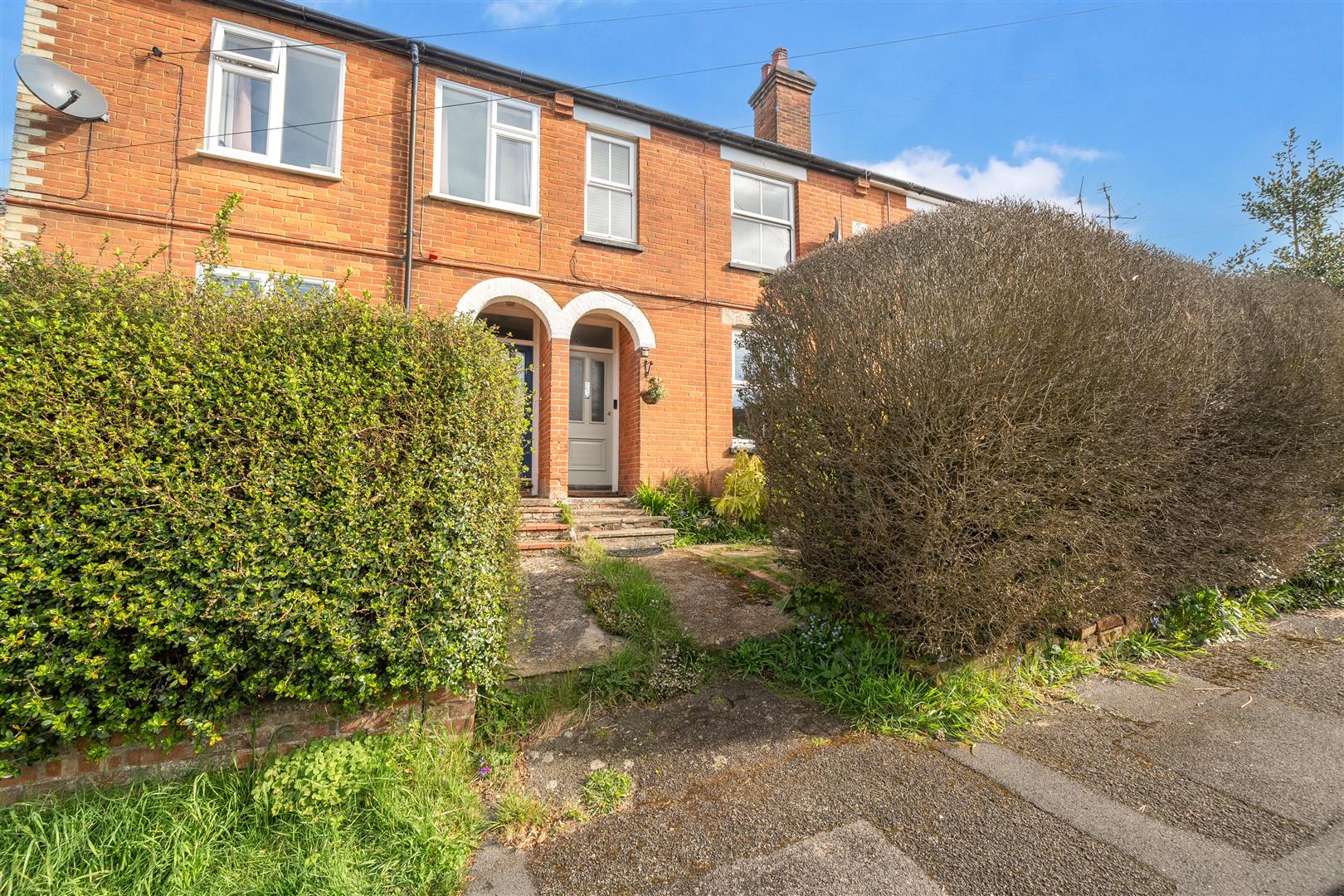 Cambridge Road, Crowthorne, Berkshire, RG45 7EP