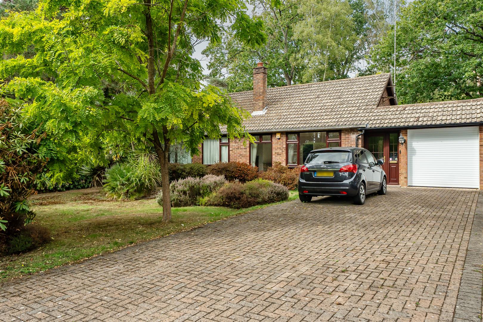 Highway, Crowthorne, Berkshire, RG45 6HE