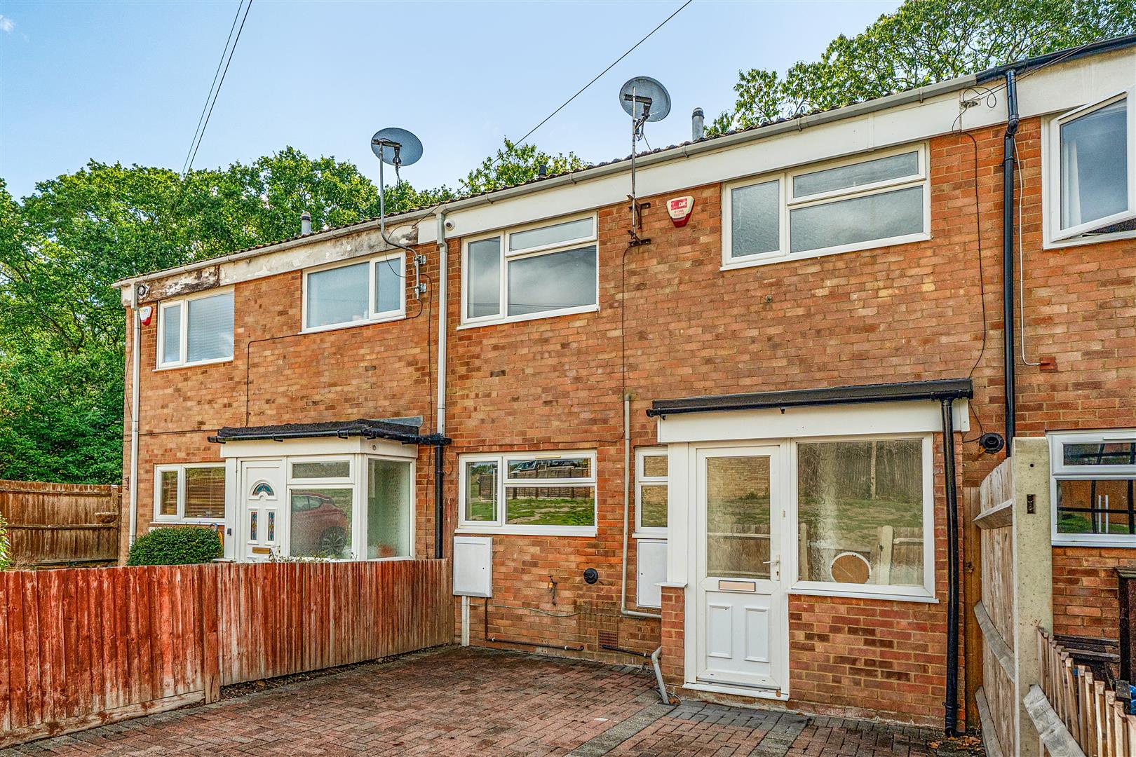 South Meadow, Crowthorne, Berkshire, RG45 7HP
