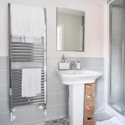 Thumbnail Image 9